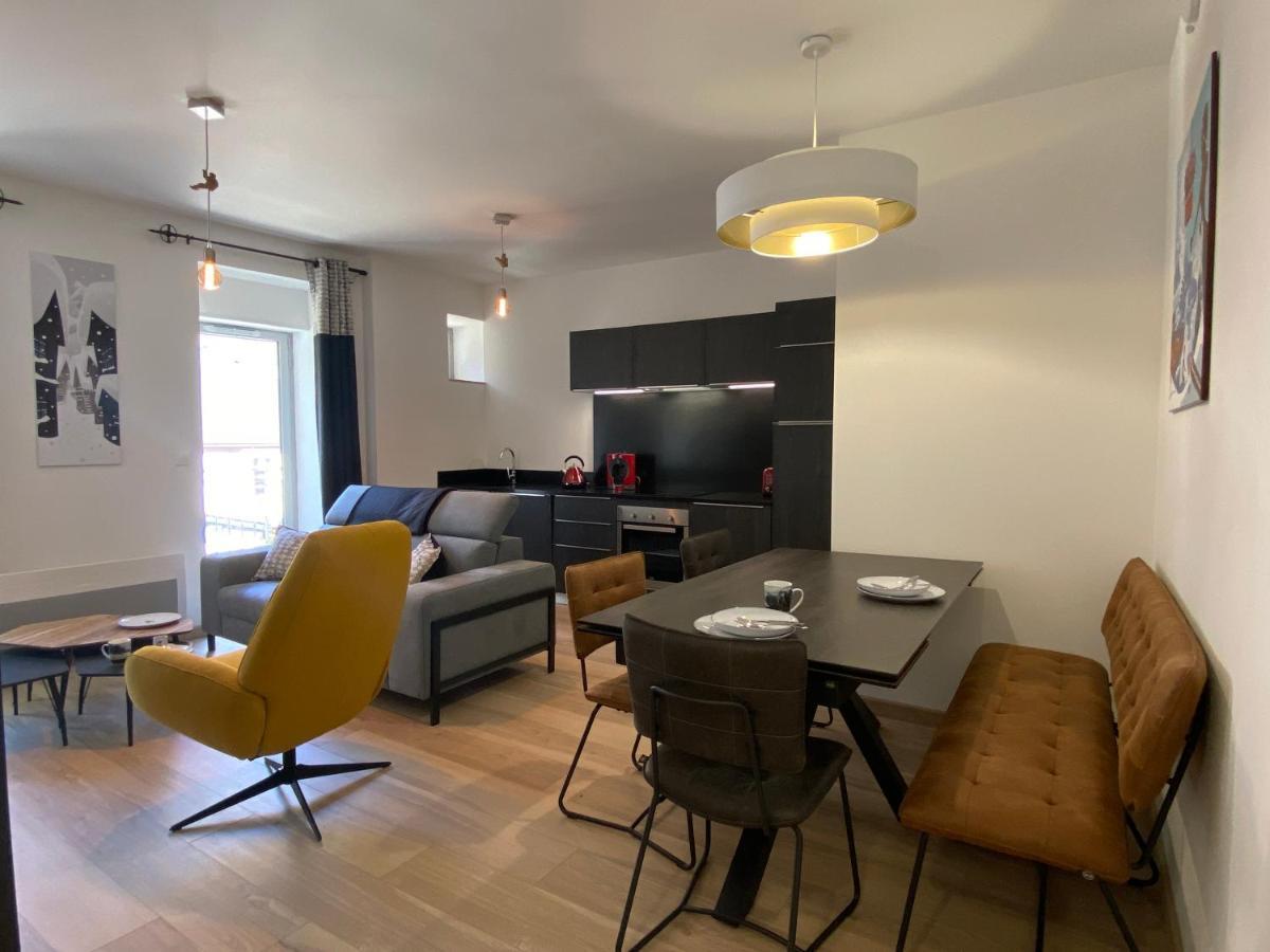 Plein Centre, T3 5P Totalement Renove 55M2. Wifi Apartment Каутерец Екстериор снимка