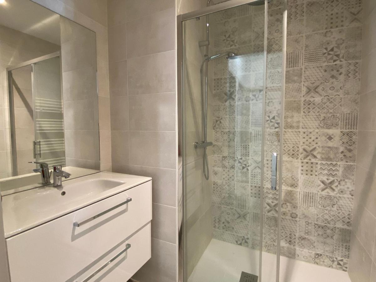 Plein Centre, T3 5P Totalement Renove 55M2. Wifi Apartment Каутерец Екстериор снимка
